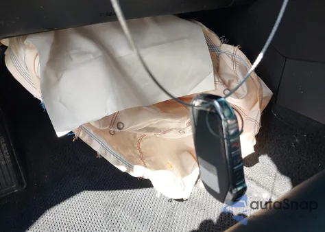 2024 Kia K5 Gt-Line z USA, uszkodzony, nr VIN 5XXG64J20RG253853